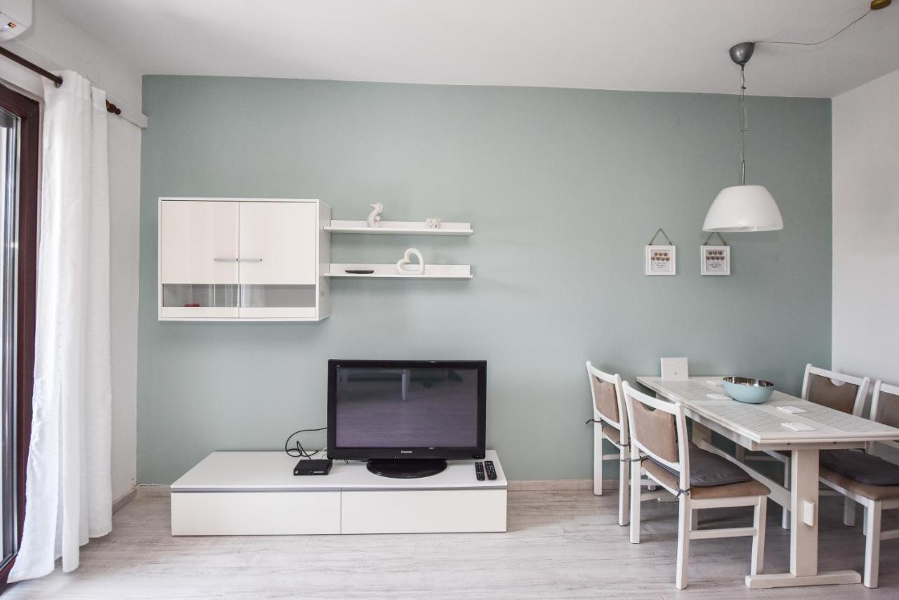 Apartment Sandrina Novalja Dış mekan fotoğraf